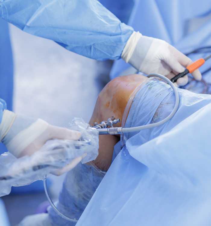 kneew orthro 700x750px